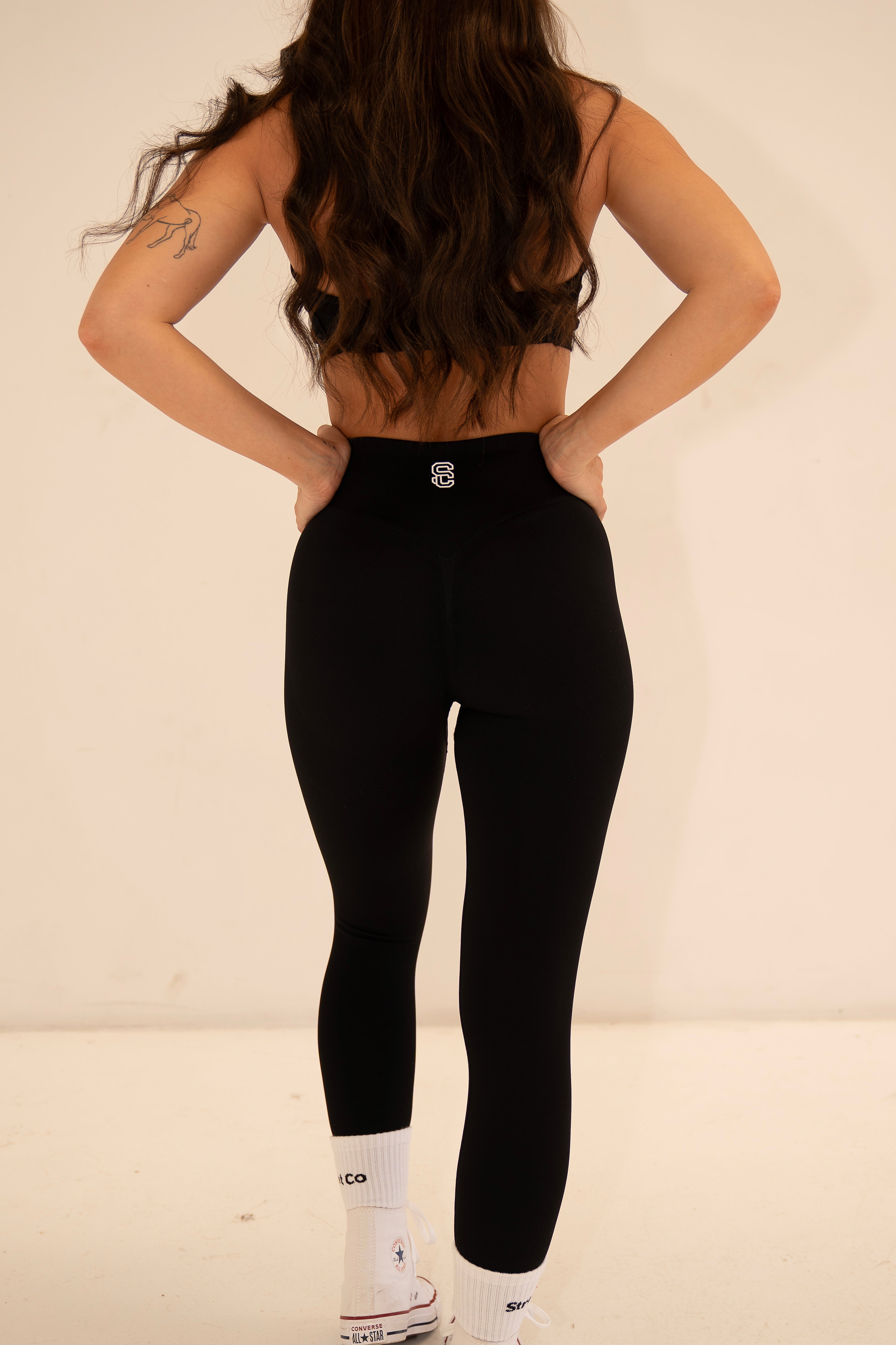 Seamless contour leggings